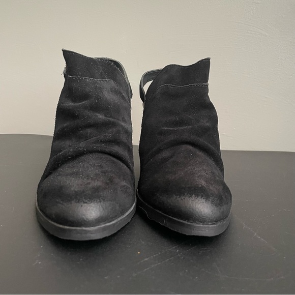 Naughty Monkey Women's Arizona Suede Distressed
Mule Slingback Pump Black Size 8 - Picture 6 of 12